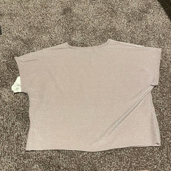 Shimmer Crop Top - Picture 2 of 3